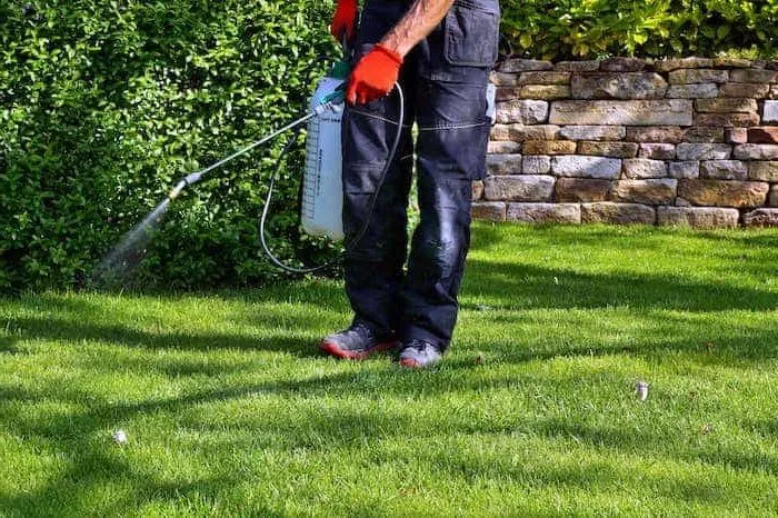 Pulvérisation contrôlée d'herbicide